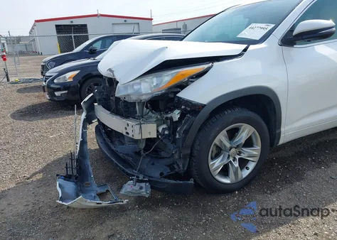 2015 Toyota Highlander Limited V6 z USA, uszkodzony, nr VIN 5TDYKRFH8FS106426